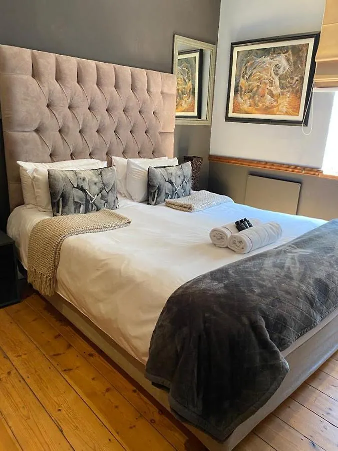 The Lions Guest House Cape Town